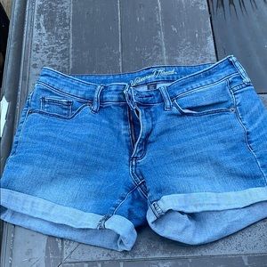 Universal Thread Jean Shorts